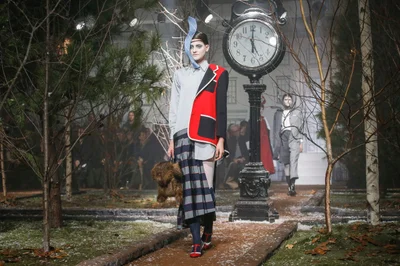 Look 60